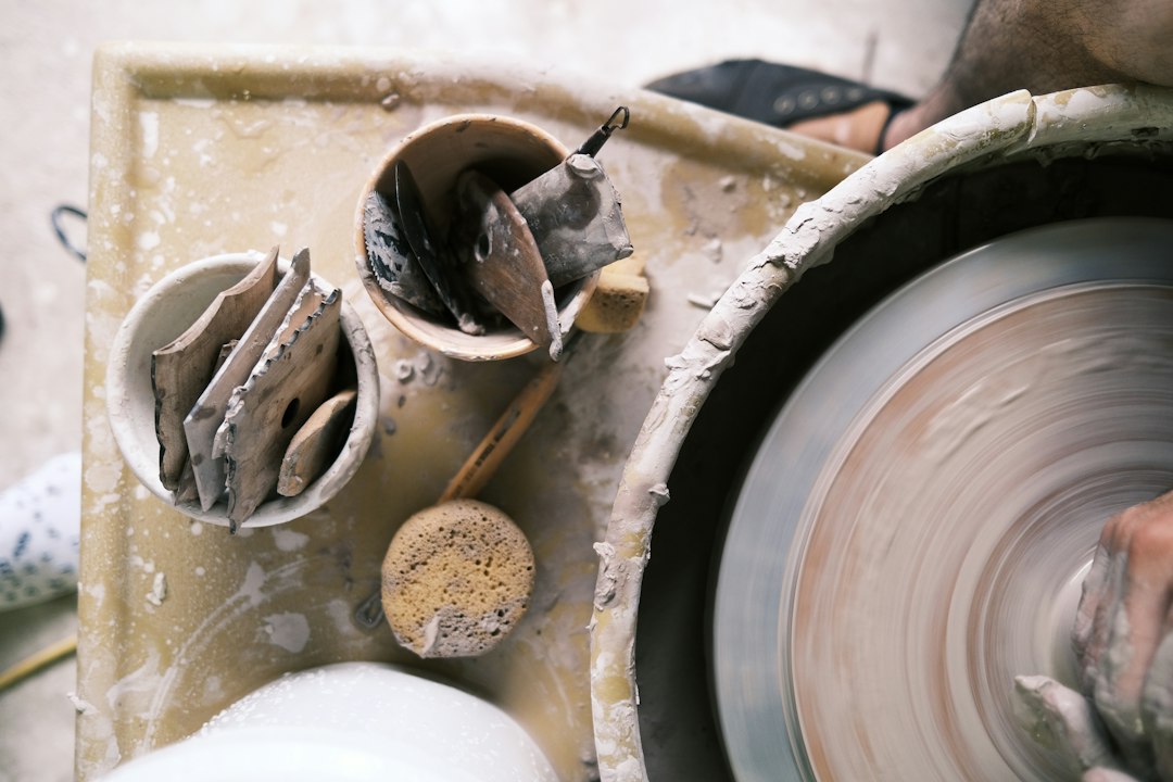 Tradycyjne ceramika bolesławiecka w nowoczesnym wydaniu