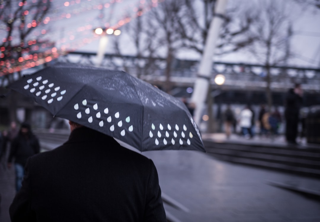 Parasol golfowy używany podczas treningu