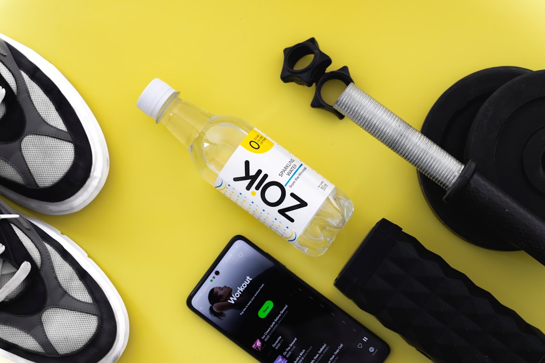 Reklamowe bidony na tle marki